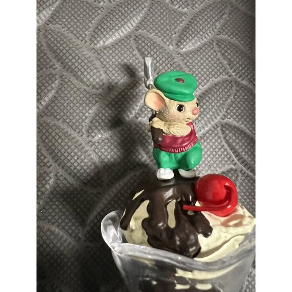 Hallmark Keepsake Ornament Sundae Golfer Ice Cream Mouse Vintage Christmas‎ Tree - Picture 2 of 7